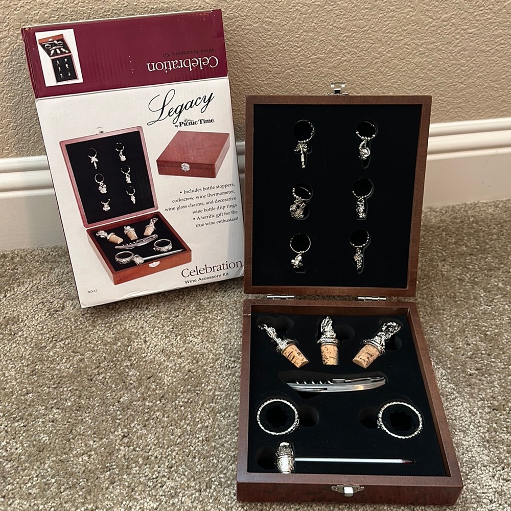 NWB Wine Accessory Kit w/ Stoppers, Corkscrew, Thermometer, Charms & Drip Rings